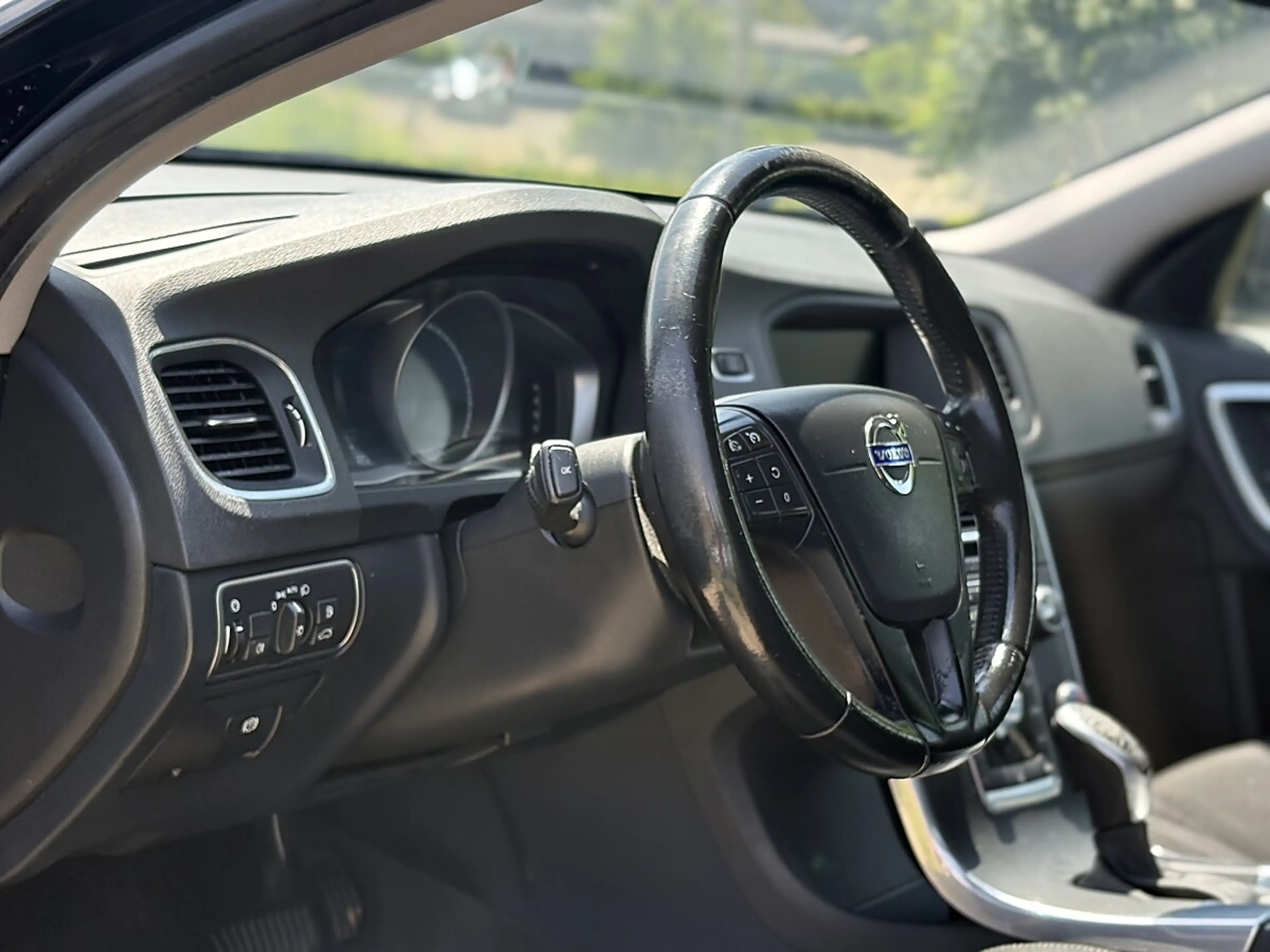 Volvo V60 D3 Kinetic Geartronic — photo 13