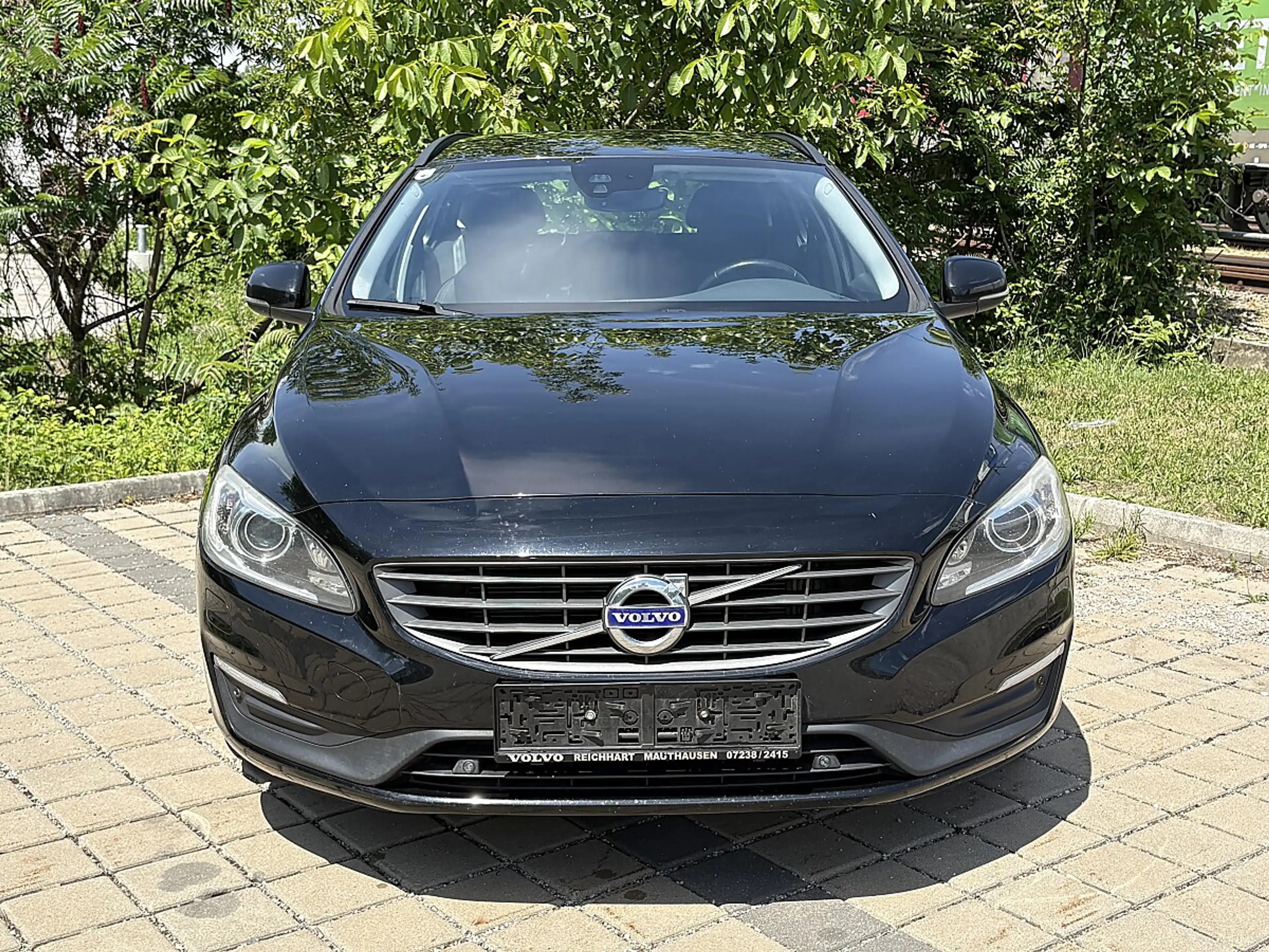 Volvo V60 D3 Kinetic Geartronic — photo 5
