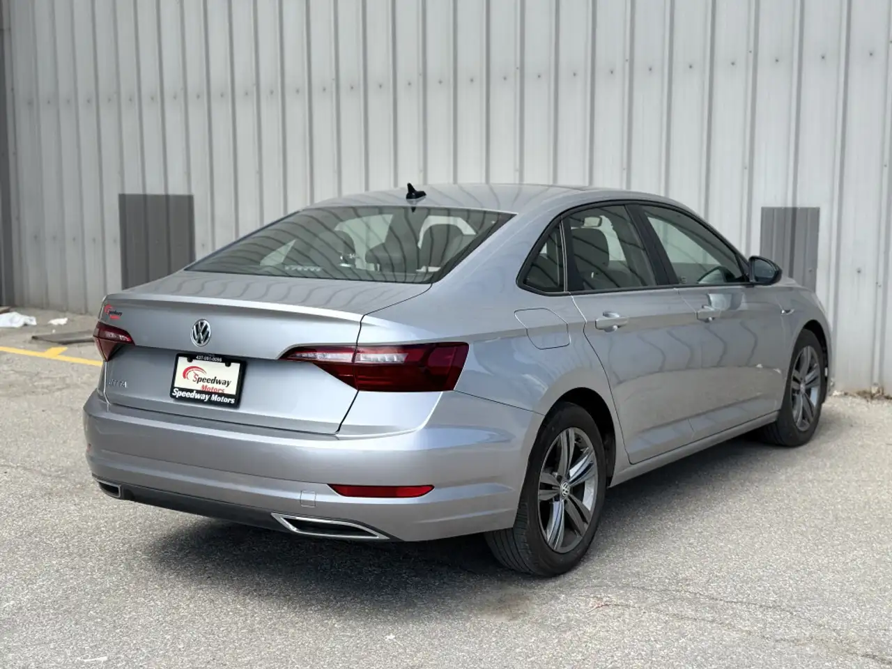 Volkswagen Jetta снимка Volkswagen Jetta