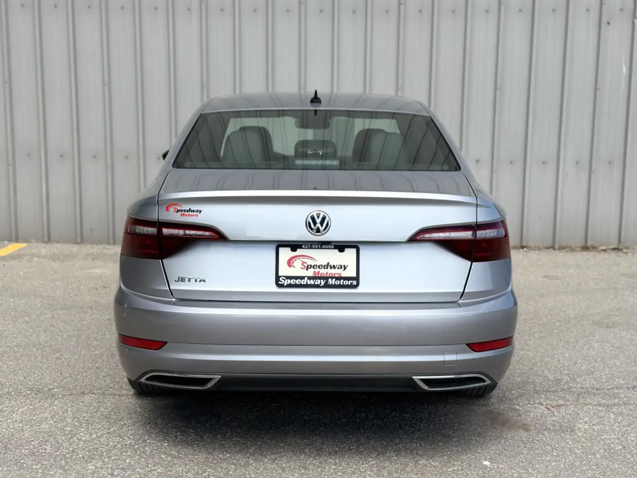 Volkswagen Jetta снимка Volkswagen Jetta