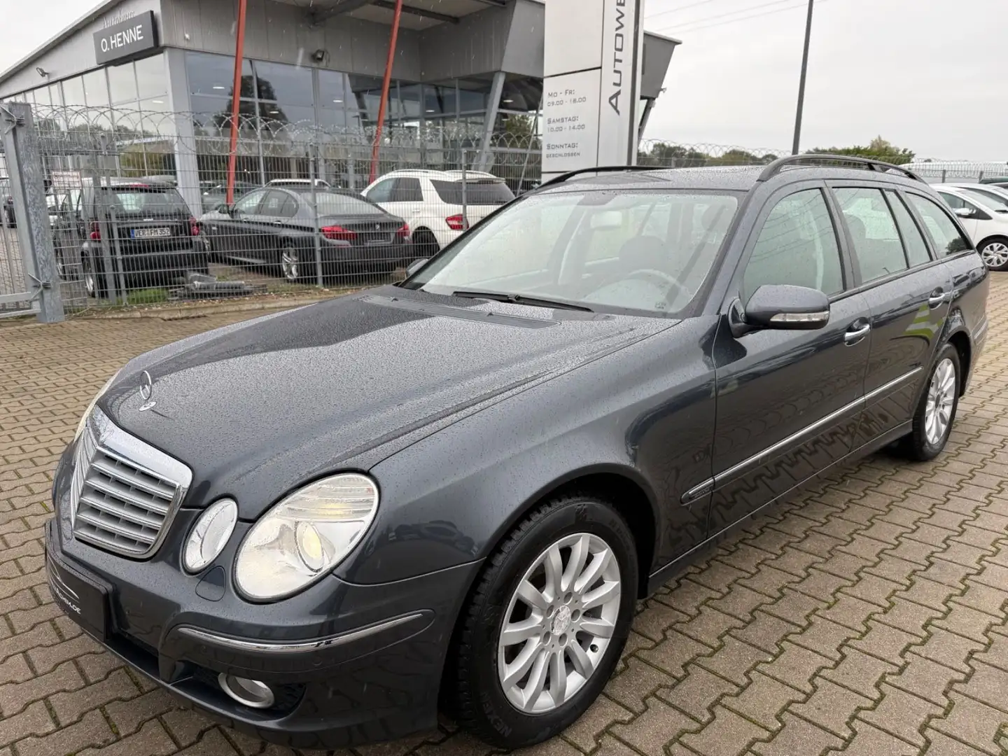 Mercedes-Benz E 200 E -Klasse T-Modell E 200 T Kompressor Grau - 1