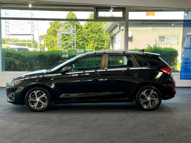 Hyundai i30 Select Mild-Hybrid *KAM*SZH*TEMPO*CARPLAY* — photo 4
