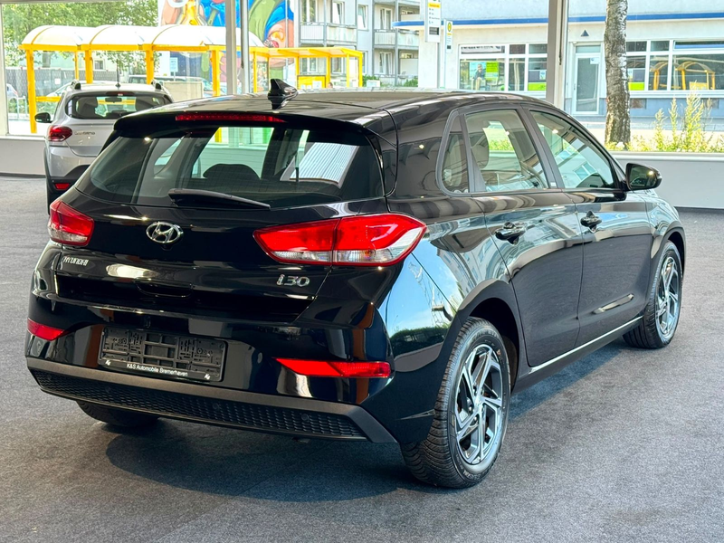 Hyundai i30 Select Mild-Hybrid *KAM*SZH*TEMPO*CARPLAY* — photo 9