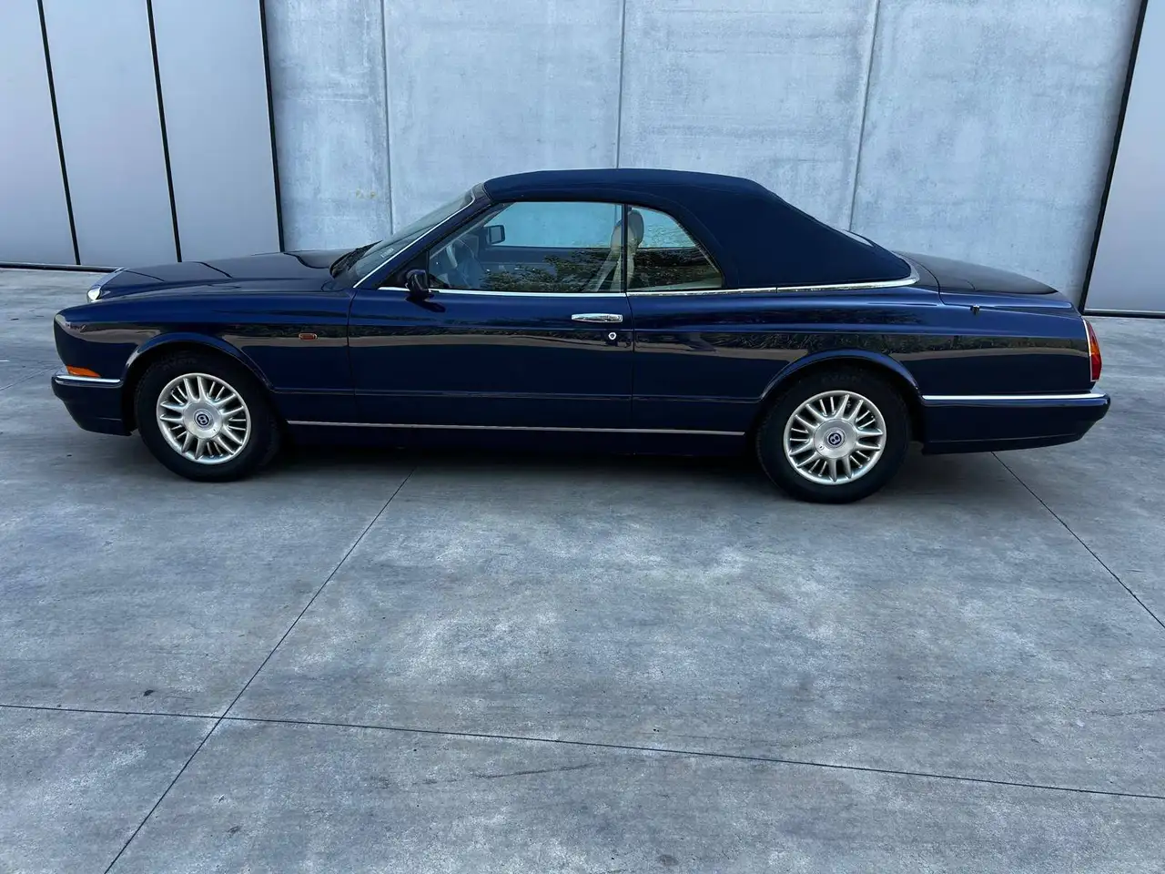 Bentley Azure 6.8, foto 7