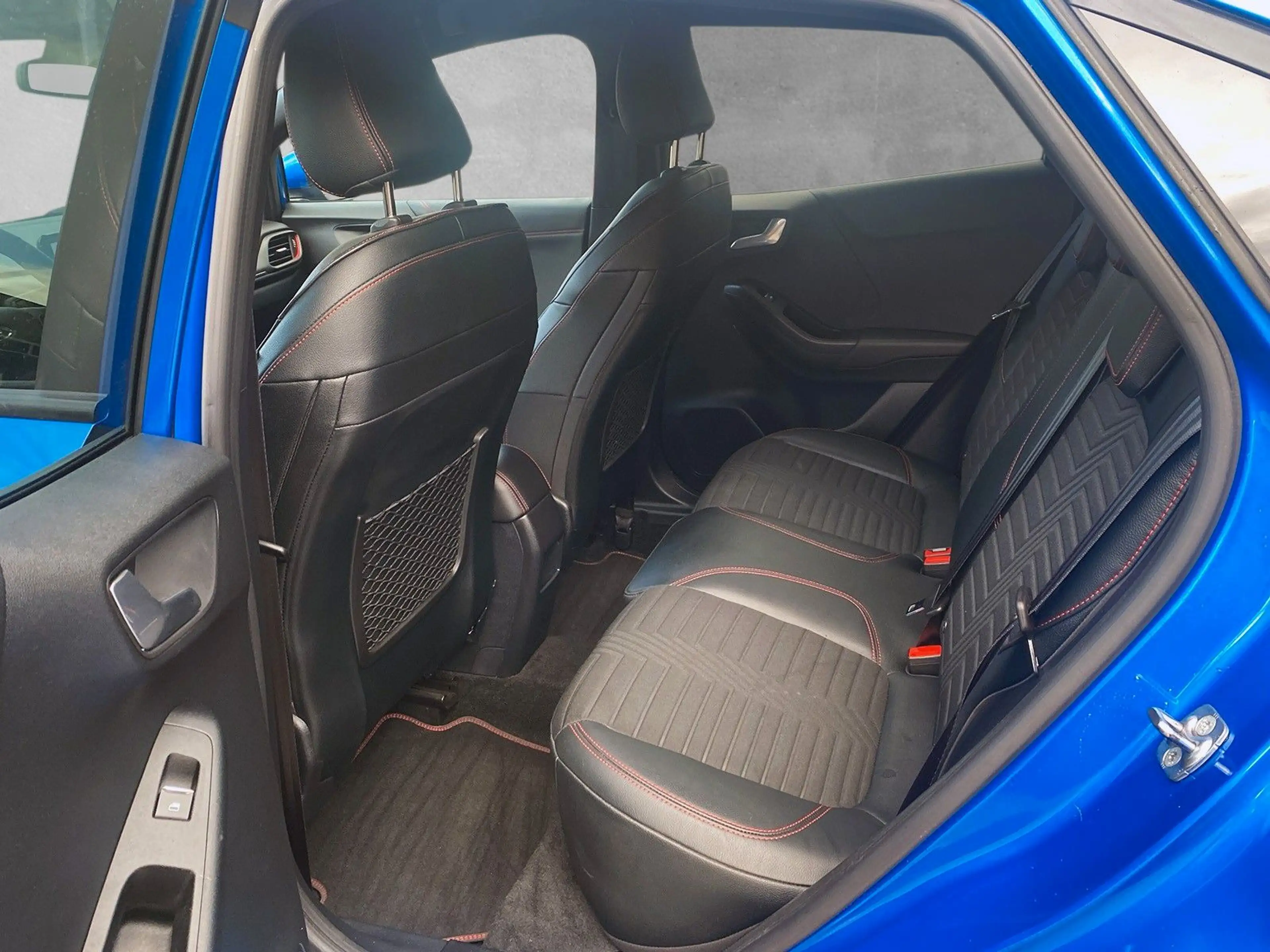 Ford Puma ST-Line X — photo 10