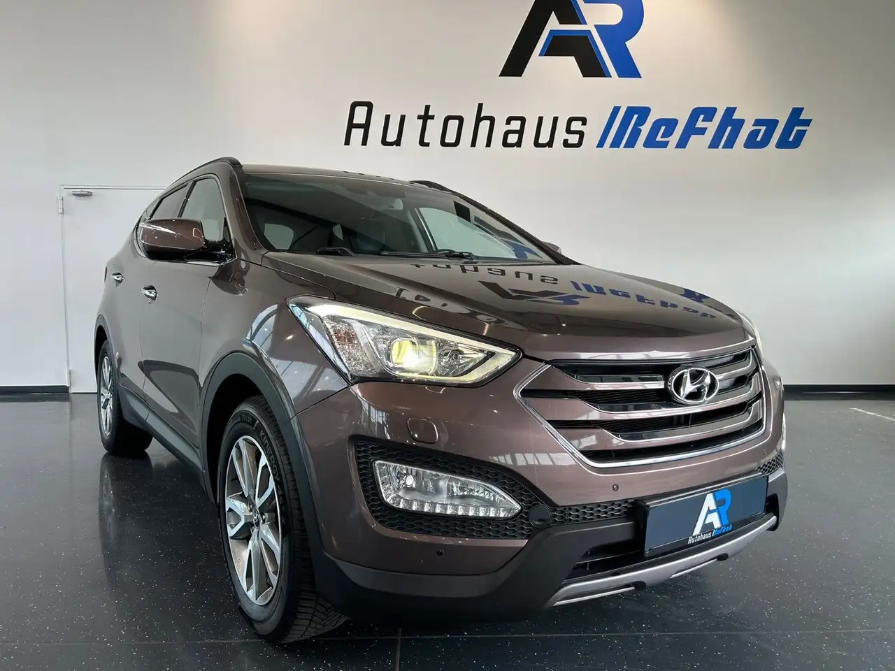 Hyundai Santa Fe 2.2 CRDi Premium 4WD | 197 ch | BVA | Cuir | Sièges électriques chauffants | Attelage | Feux LED