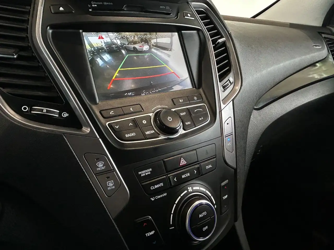 Hyundai Santa Fe 2.2 CRDi Premium 4WD | 197 ch | BVA | Cuir | Sièges électriques chauffants | Attelage | Feux LED