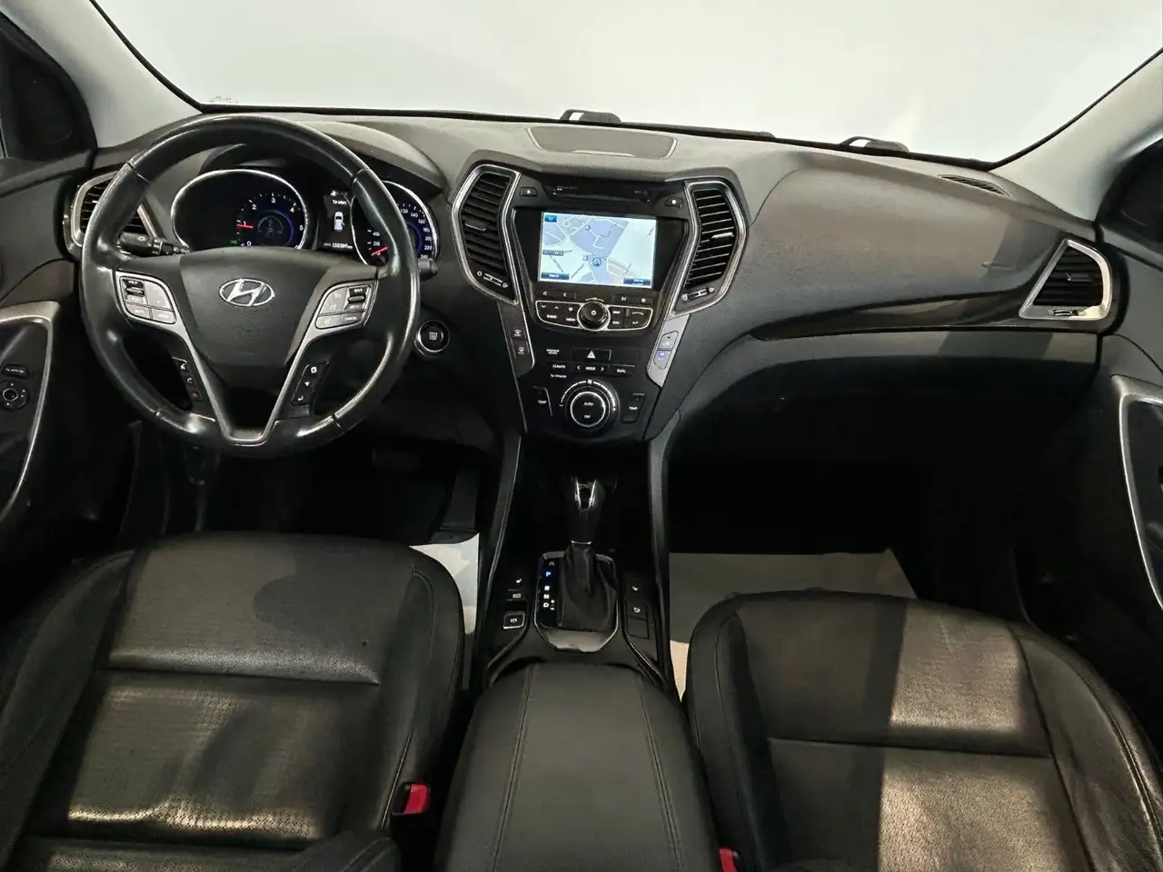 Hyundai Santa Fe 2.2 CRDi Premium 4WD | 197 ch | BVA | Cuir | Sièges électriques chauffants | Attelage | Feux LED