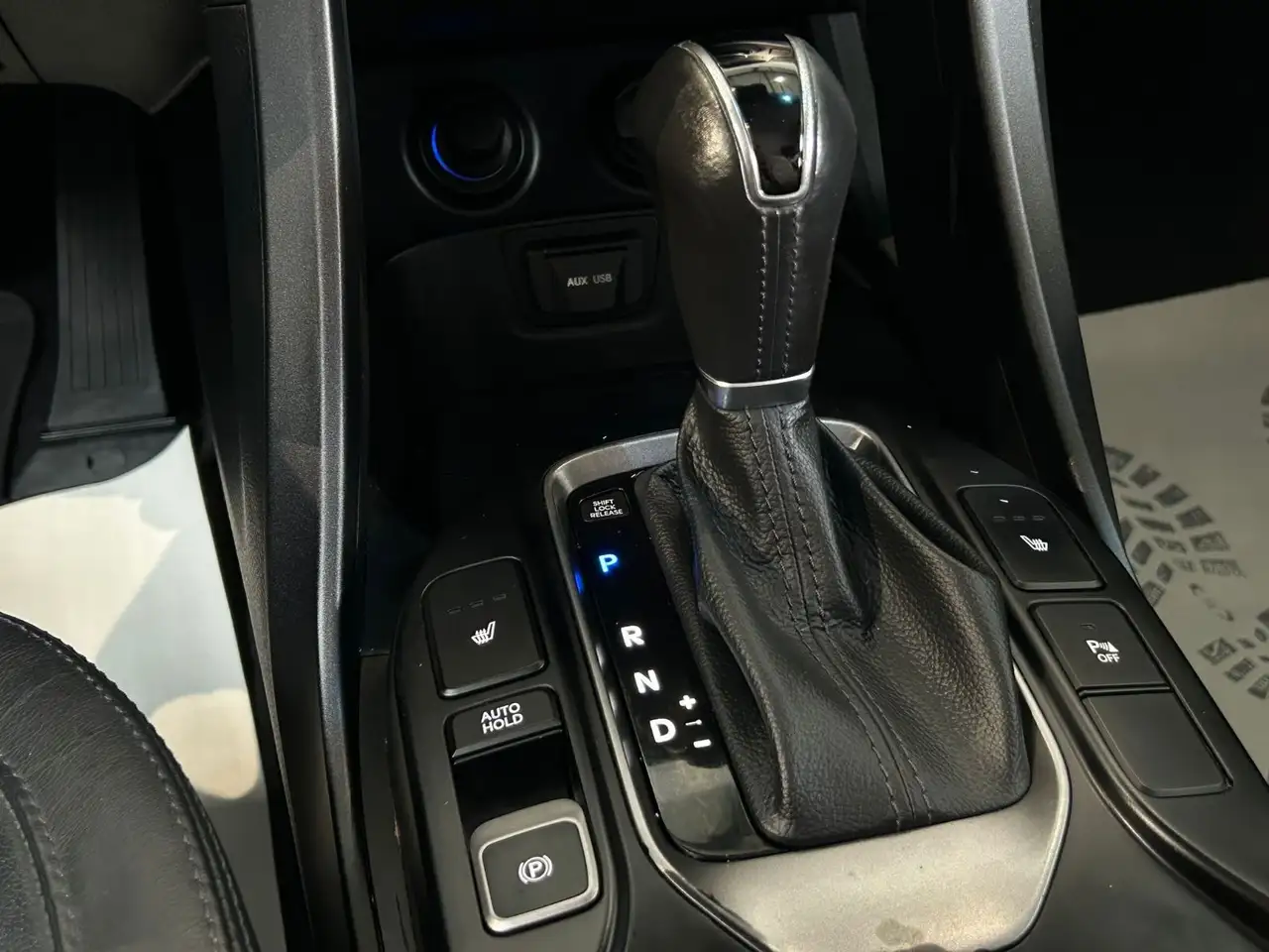 Hyundai Santa Fe 2.2 CRDi Premium 4WD | 197 ch | BVA | Cuir | Sièges électriques chauffants | Attelage | Feux LED
