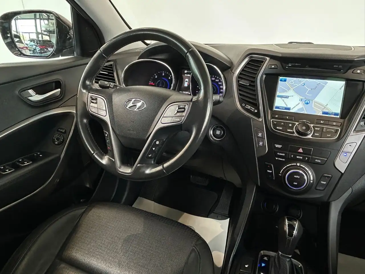 Hyundai Santa Fe 2.2 CRDi Premium 4WD | 197 ch | BVA | Cuir | Sièges électriques chauffants | Attelage | Feux LED