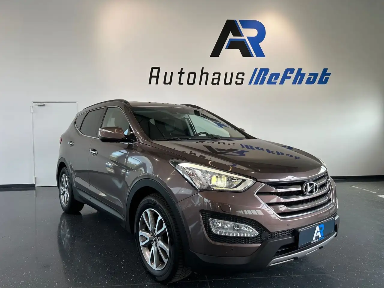Hyundai Santa Fe 2.2 CRDi Premium 4WD | 197 ch | BVA | Cuir | Sièges électriques chauffants | Attelage | Feux LED