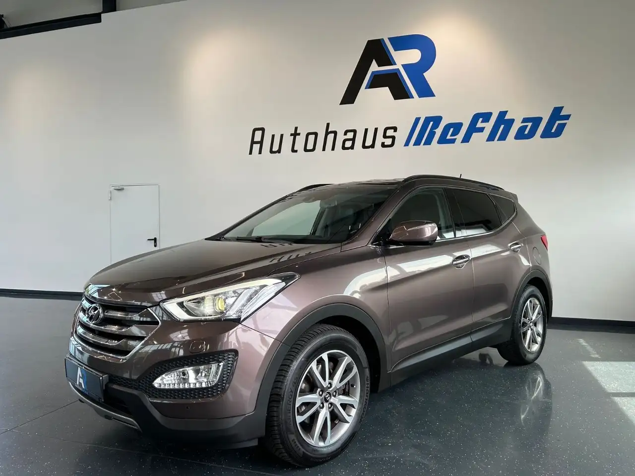 Hyundai Santa Fe 2.2 CRDi Premium 4WD | 197 ch | BVA | Cuir | Sièges électriques chauffants | Attelage | Feux LED