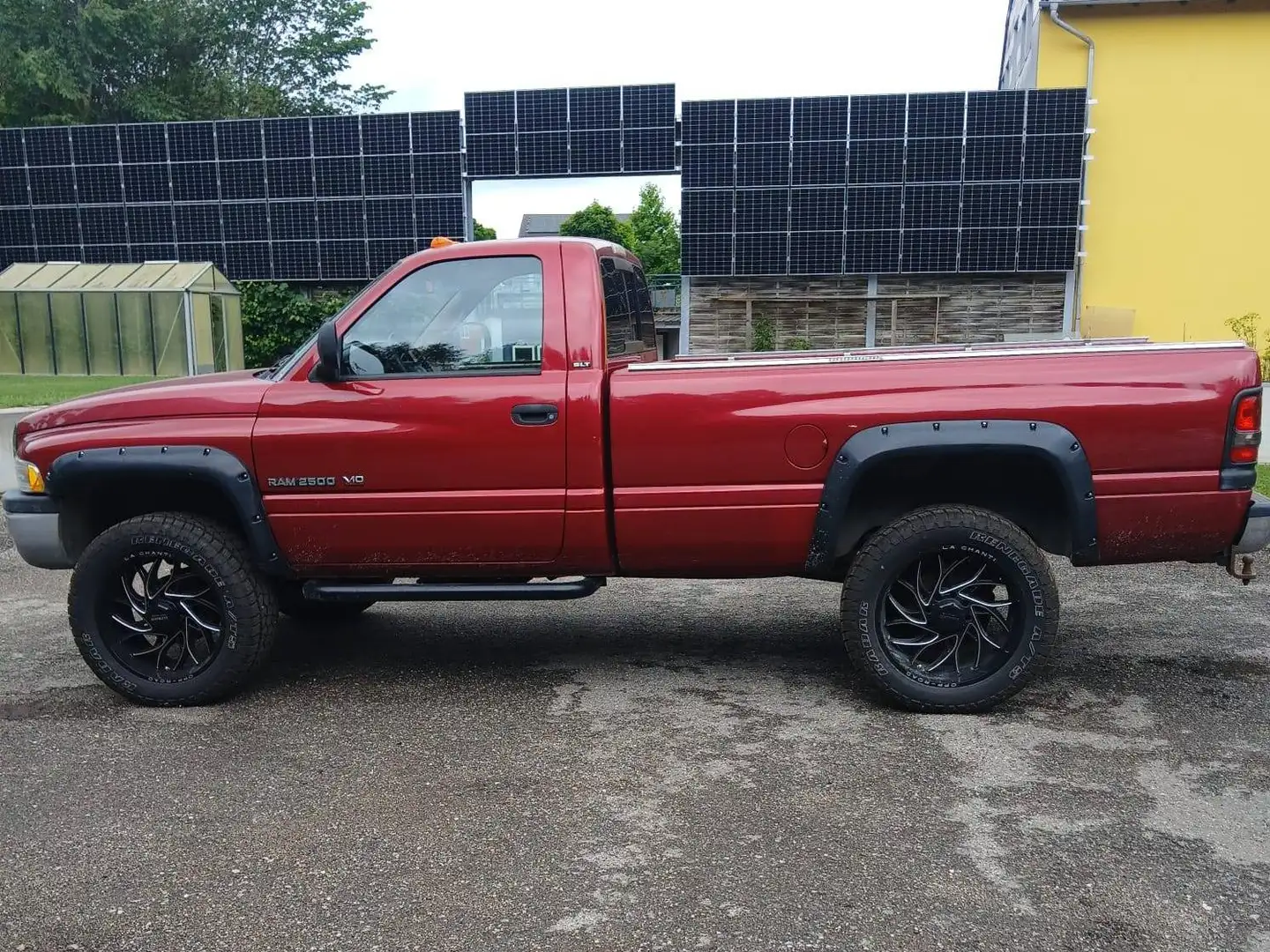 Dodge RAM RAM 2500 V10 Rot - 2