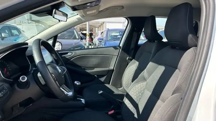 Renault Clio 2021, foto 10