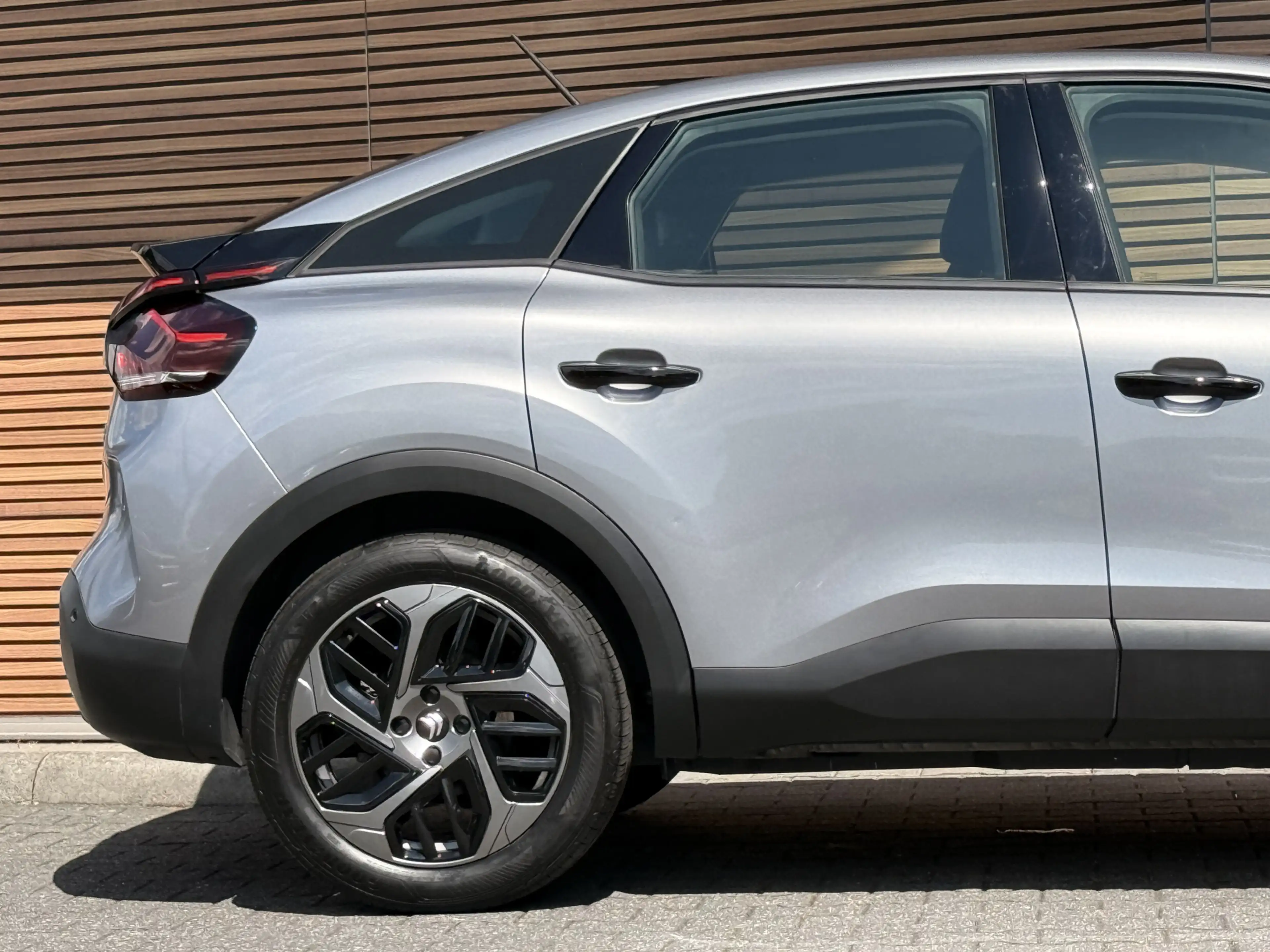 Citroen E-C4 Electric You 50 kWh Carplay / Cruise / Camera / Lm Velgen — photo 17