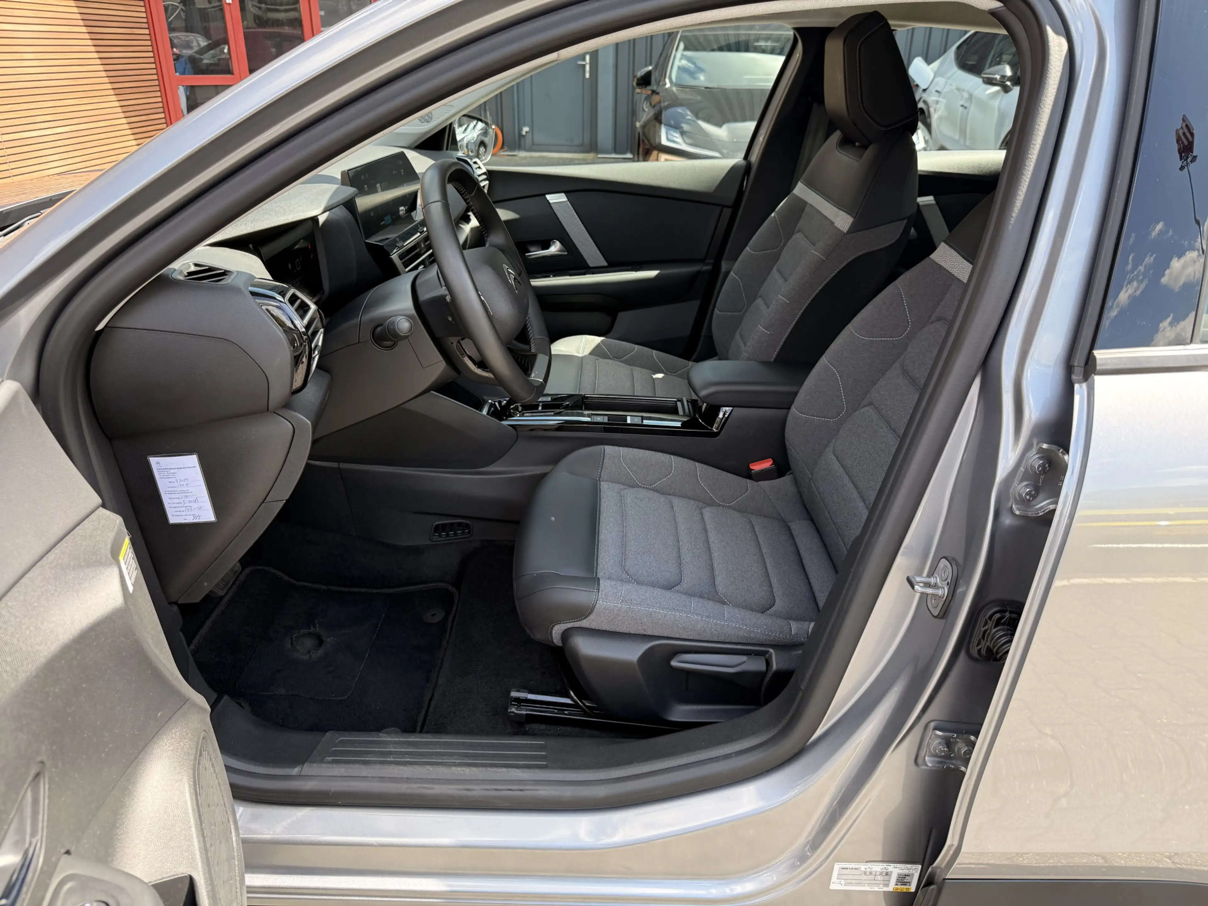 Citroen E-C4 Electric You 50 kWh Carplay / Cruise / Camera / Lm Velgen — photo 35