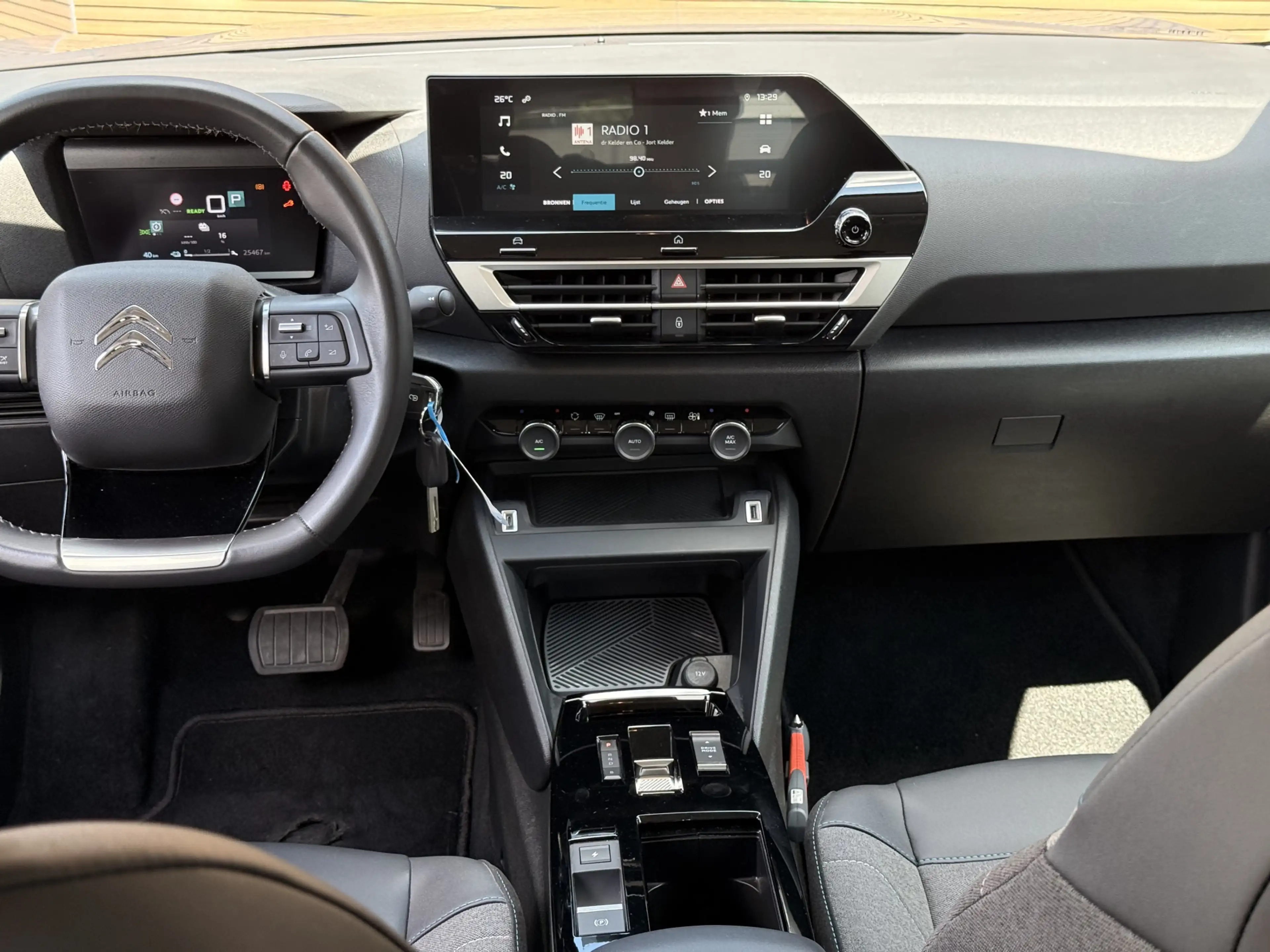 Citroen E-C4 Electric You 50 kWh Carplay / Cruise / Camera / Lm Velgen — photo 26