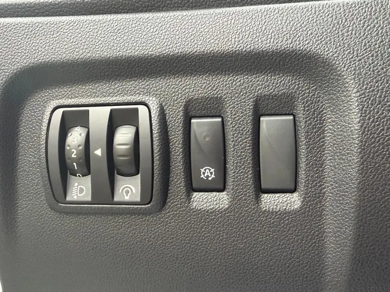Renault Captur — photo 21