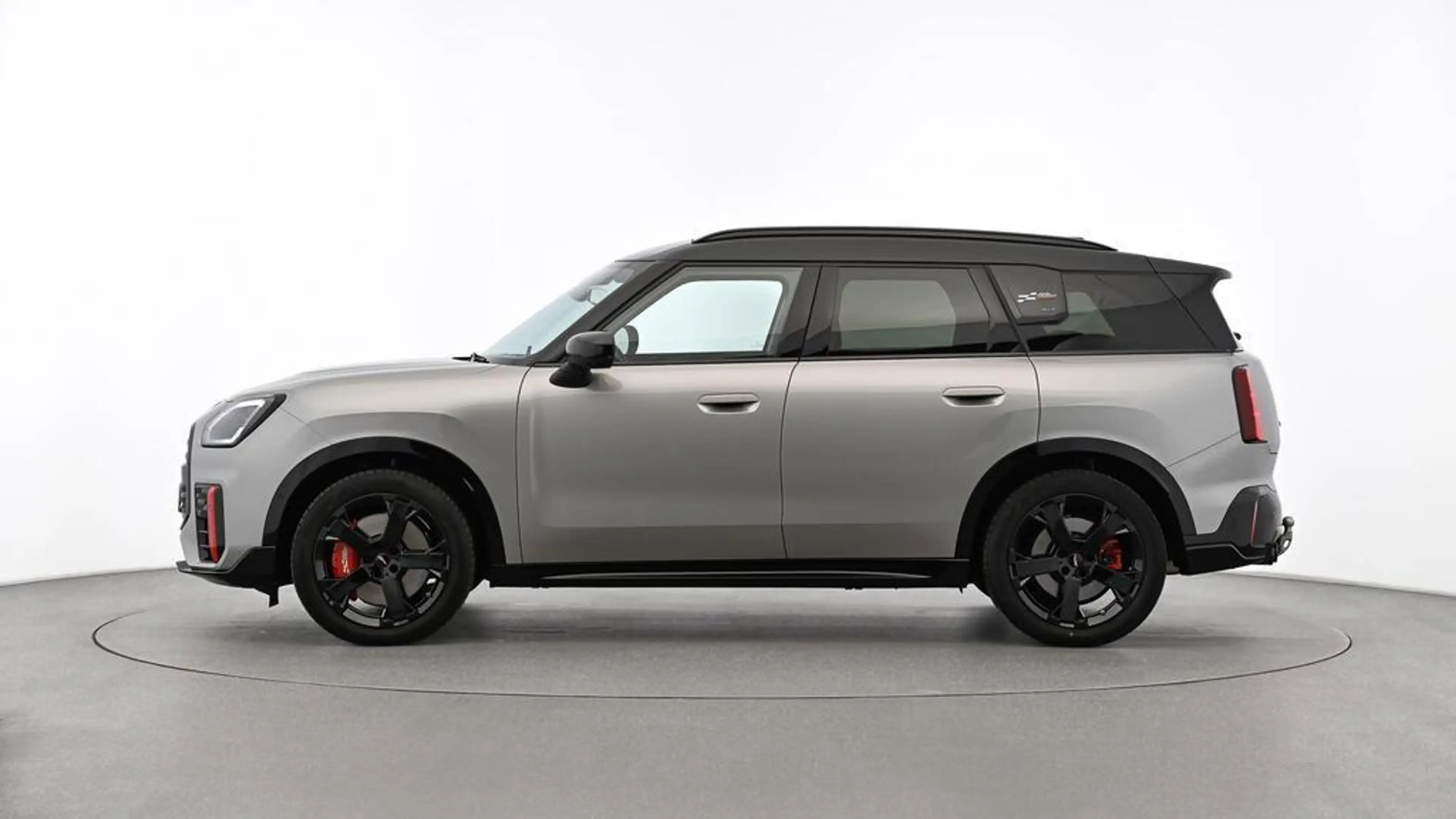 MINI JCW Countryman All4 John Cooper Works Trim — photo 3