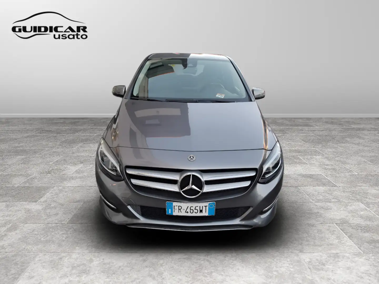 Mercedes-Benz B 200 - B 200 d Sport Next auto Grau - 2