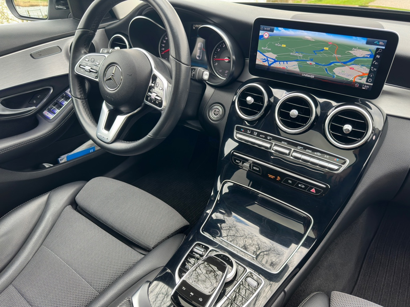Mercedes-Benz C 180 C-180 9G-Tronic-CarPlay-Opendak-Camera — photo 7