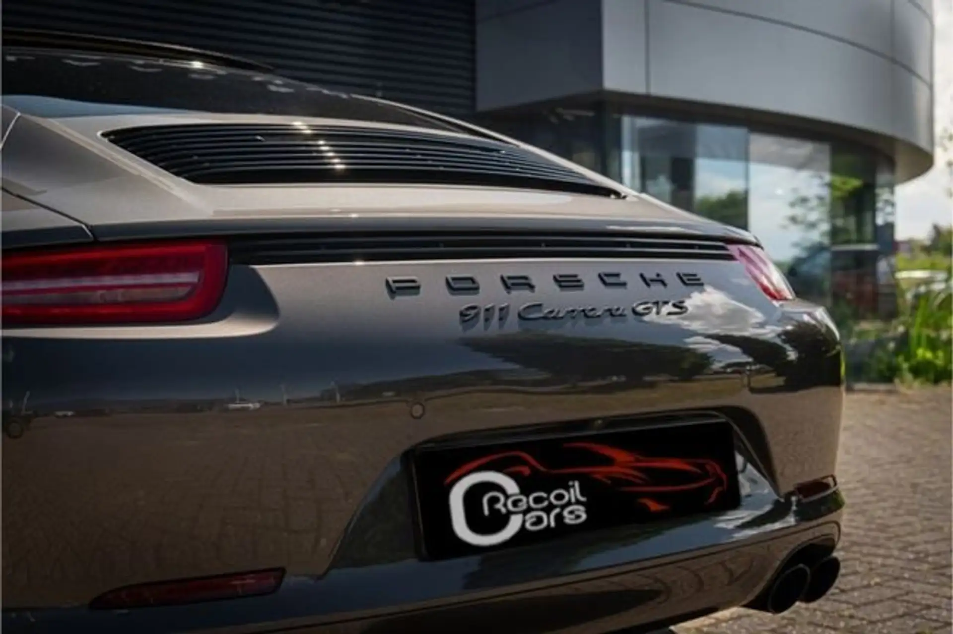 포르쉐 Porsche 911 911 Carrera GTS Coupe 2016 회색 사진 5