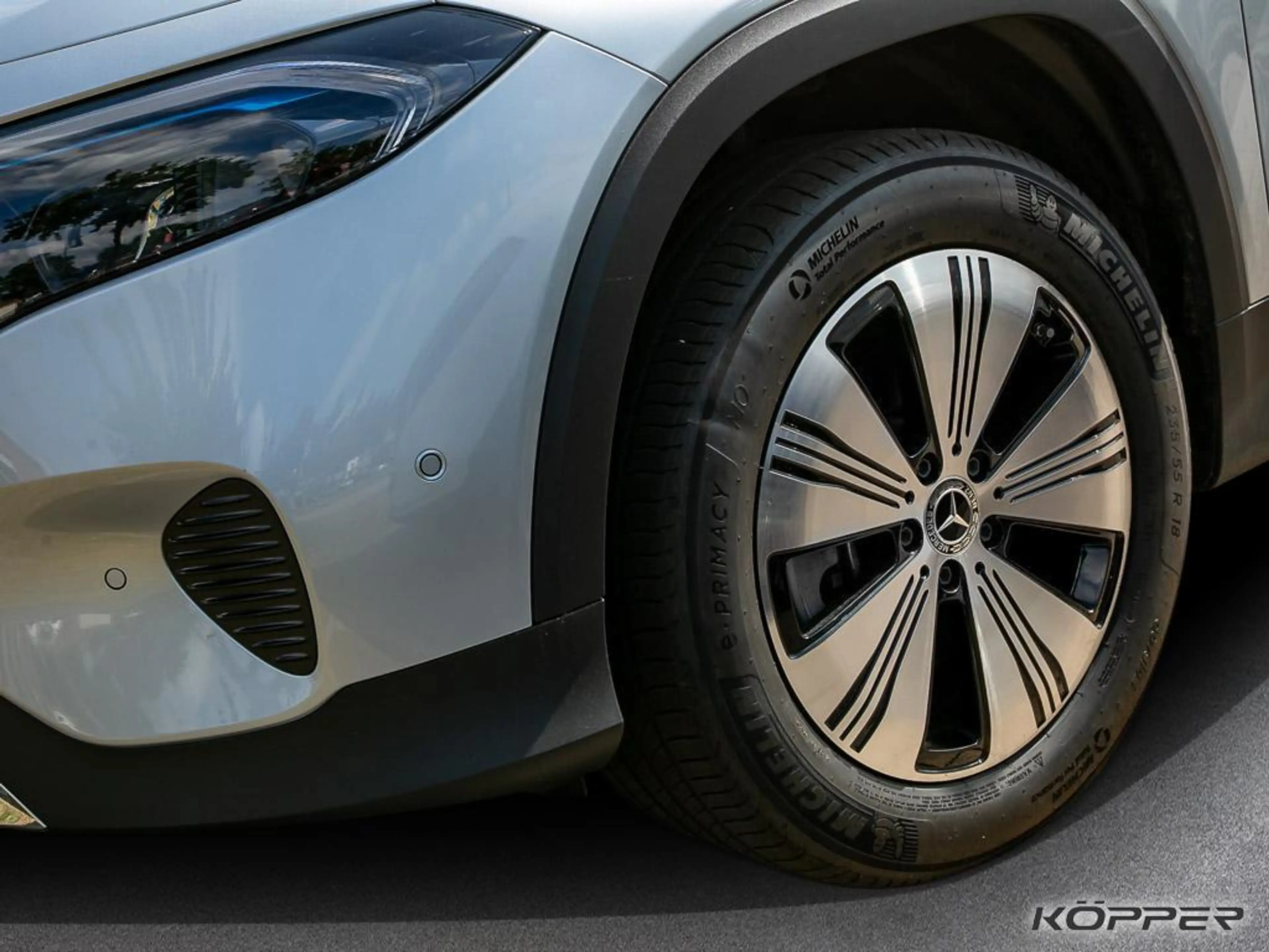 Mercedes-Benz EQB 250 + Progr. Advanced WD Glas getönt Sitz-+Lenkradh — photo 3