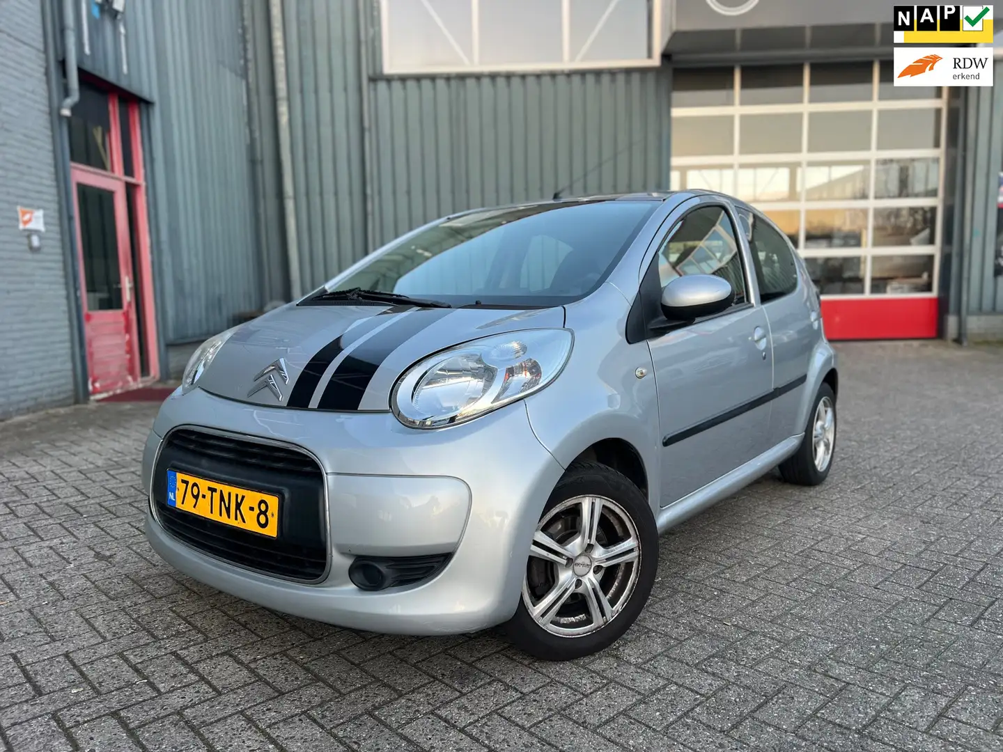 Citroen C1 1.0-12V Selection NL-Auto / NAP / Airco / Navi / A Szürke - 1