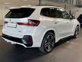 BMW X1 18i sDr M Sport Pro AHK/Pano/Komf.Zg/360°/HUD/19" Weiß - thumbnail 4