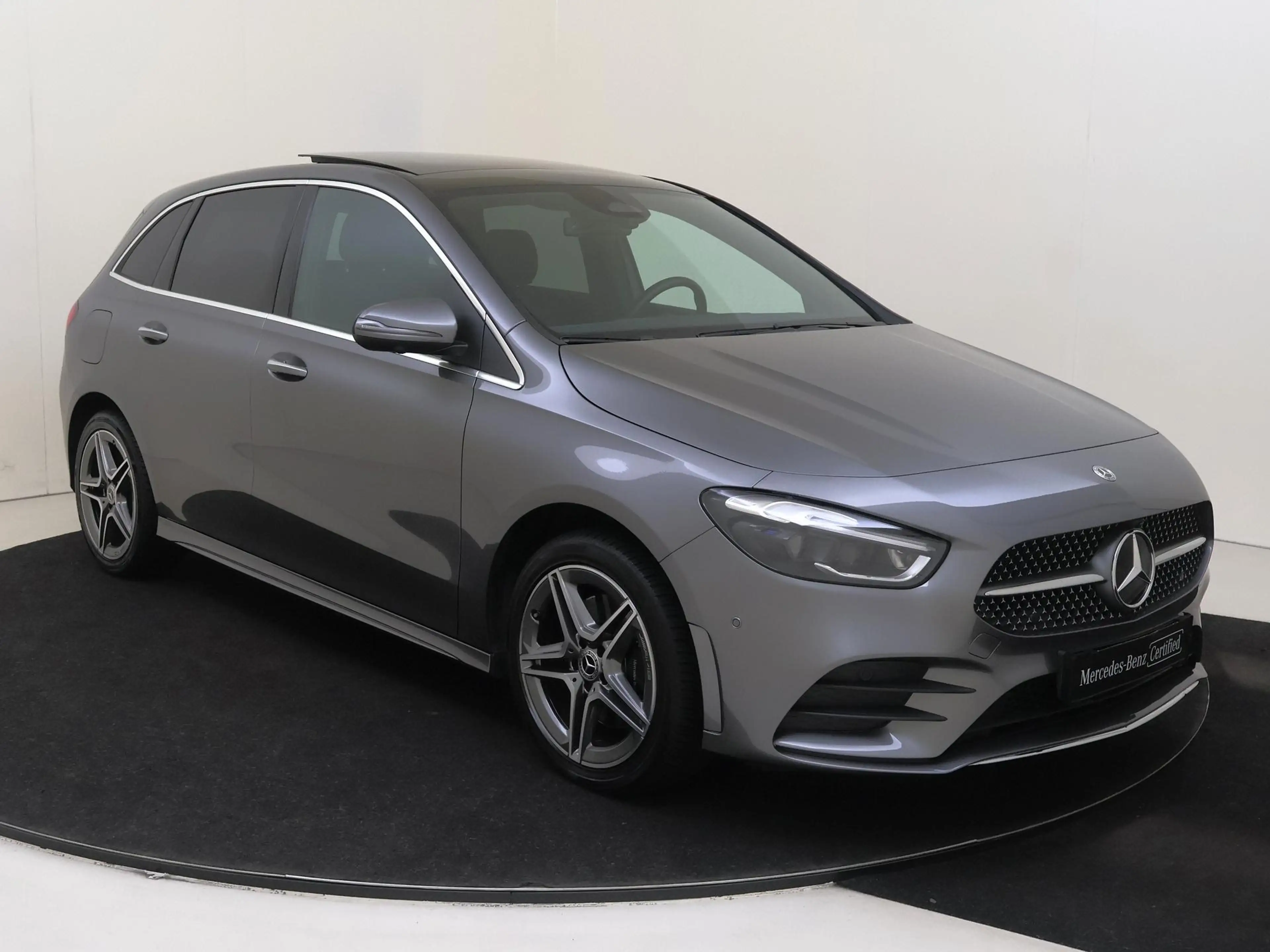 Mercedes-Benz B 250 e Business Solution AMG — photo 2