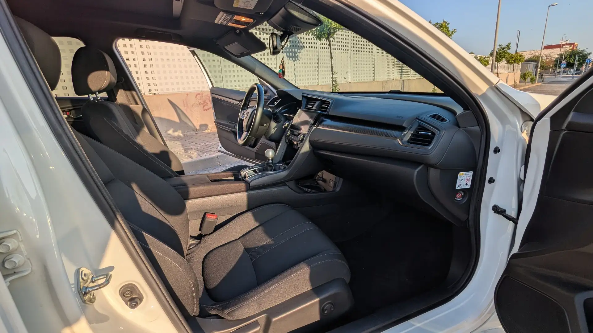 Honda Civic 1.5 VTEC Turbo Sport Plus - 2