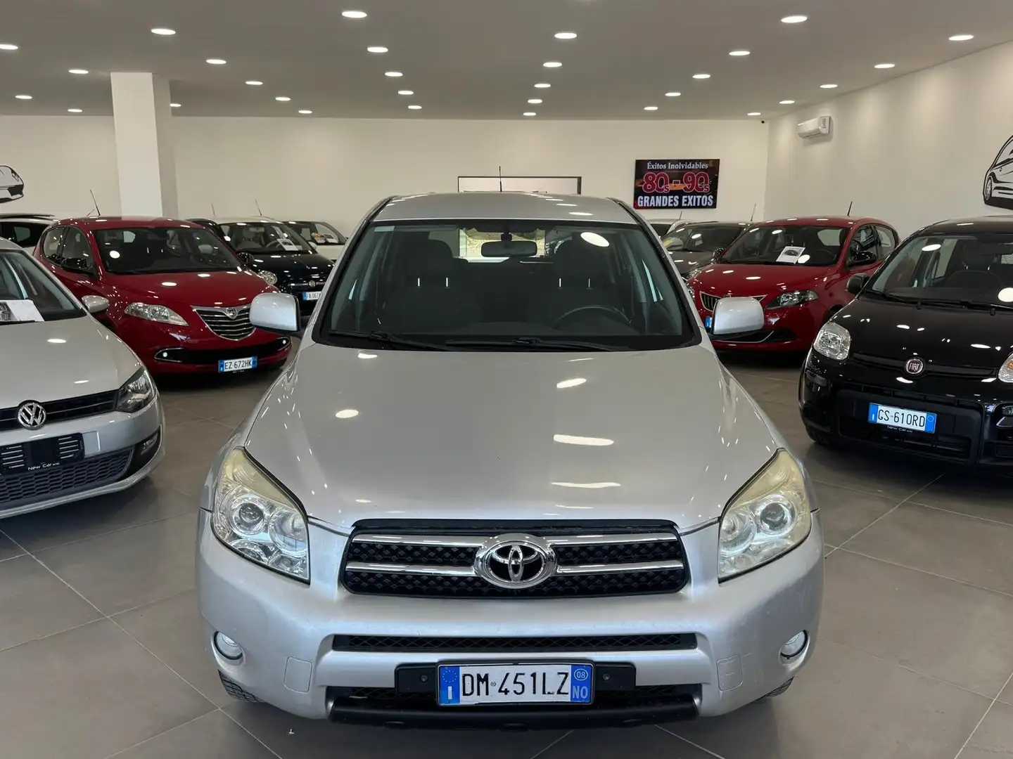 Toyota RAV 4 RAV4 2.2 D-4D 136 CV DPF Luxury Argento - 2