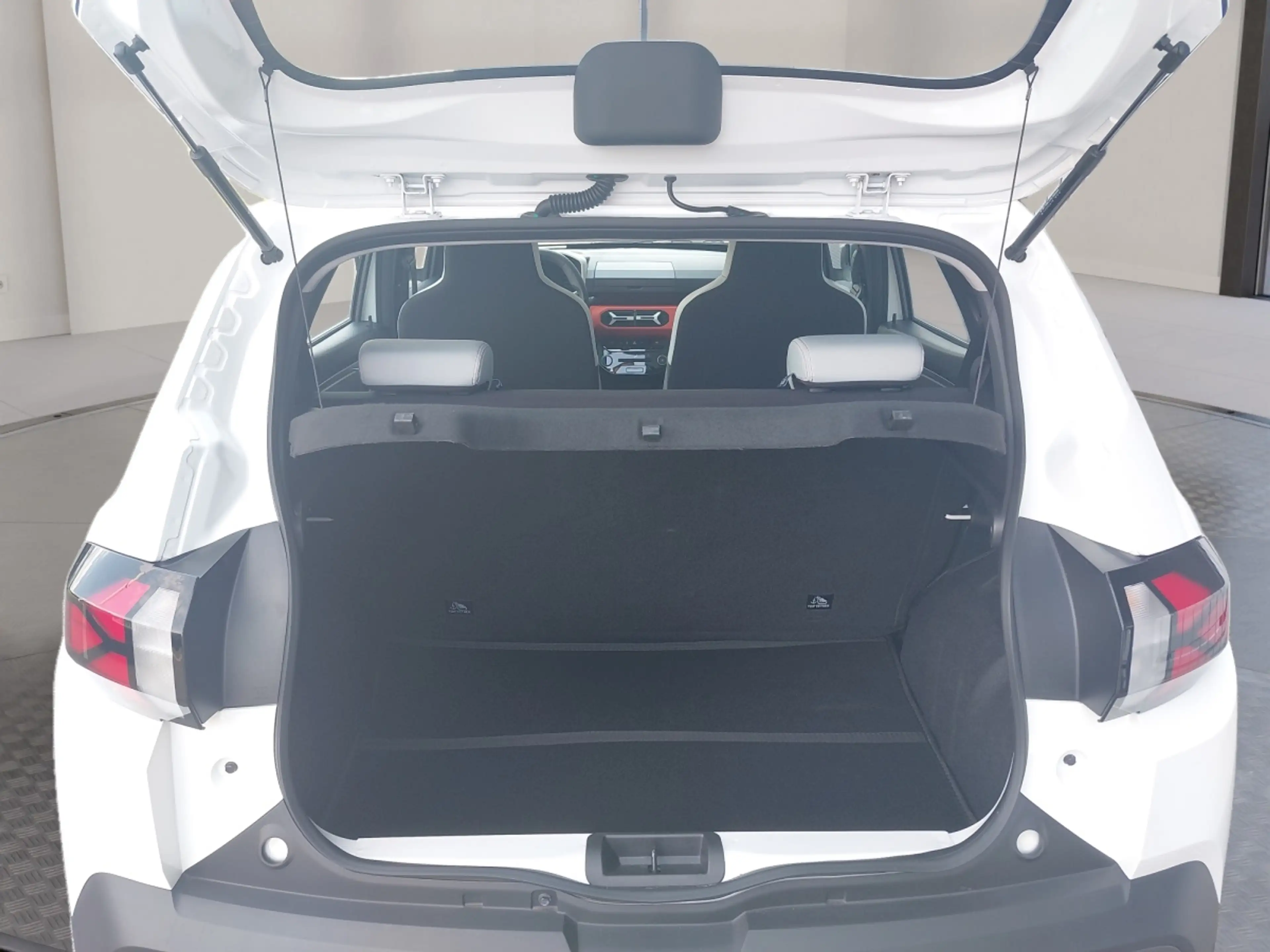 Dacia Spring Expression Electric 45 — photo 12