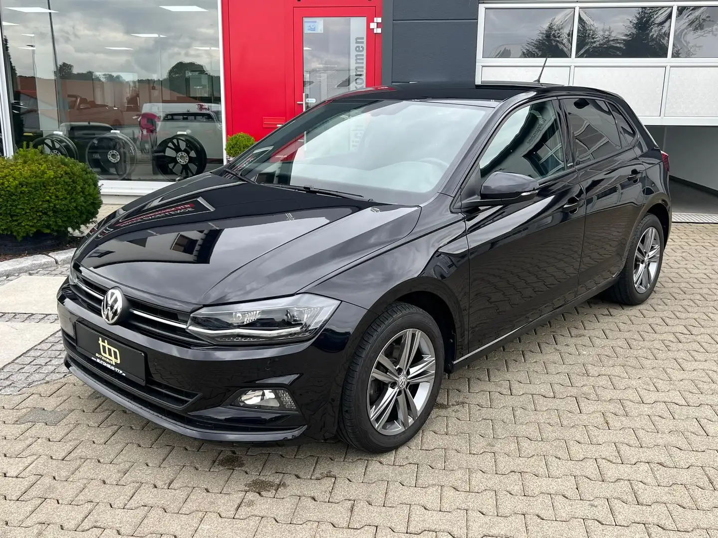 Volkswagen Polo 1.0 TSI United 1.Hand LED Keyless Navi ACC Czarny - 2