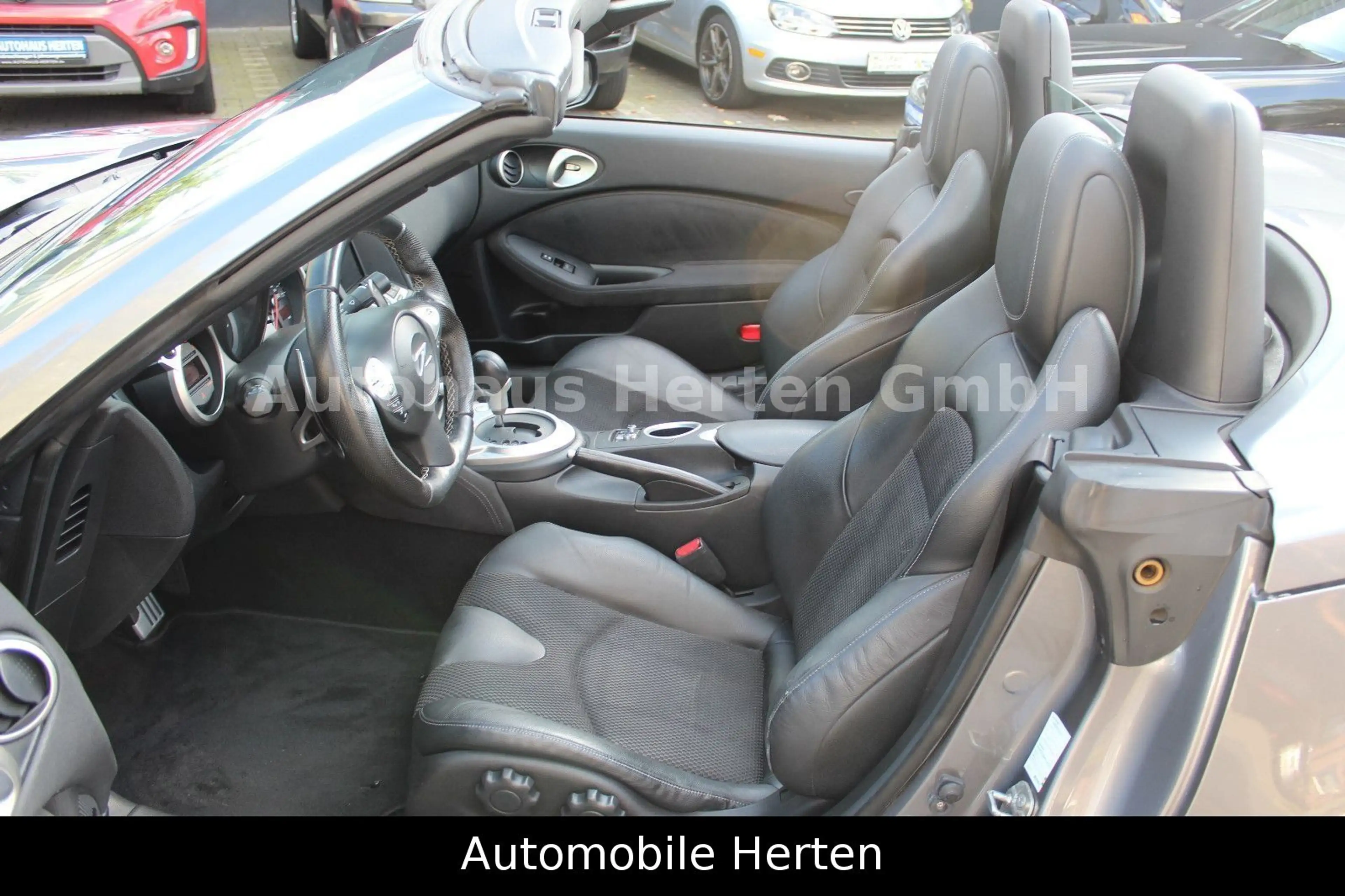 Nissan 370Z 370 Z Roadster Pack*AUTOMATIK*NAVI*KAMERA*ALU20" — photo 14