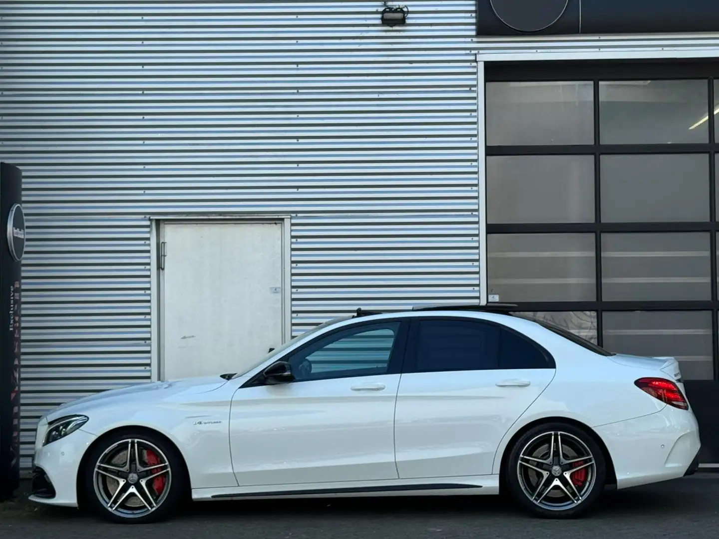 Mercedes-Benz C 63 AMG C63 S |Pano|Night|Sfeer|Memory|Carbon|Schaalstoele Blanco - 2