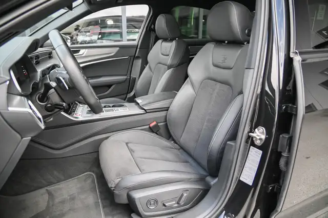 Audi S6 view 12