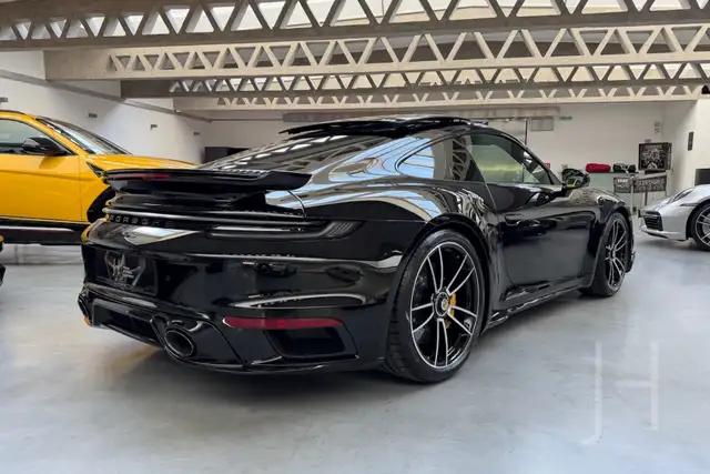 Porsche 992 911 turbo S Coupe Ansicht 4