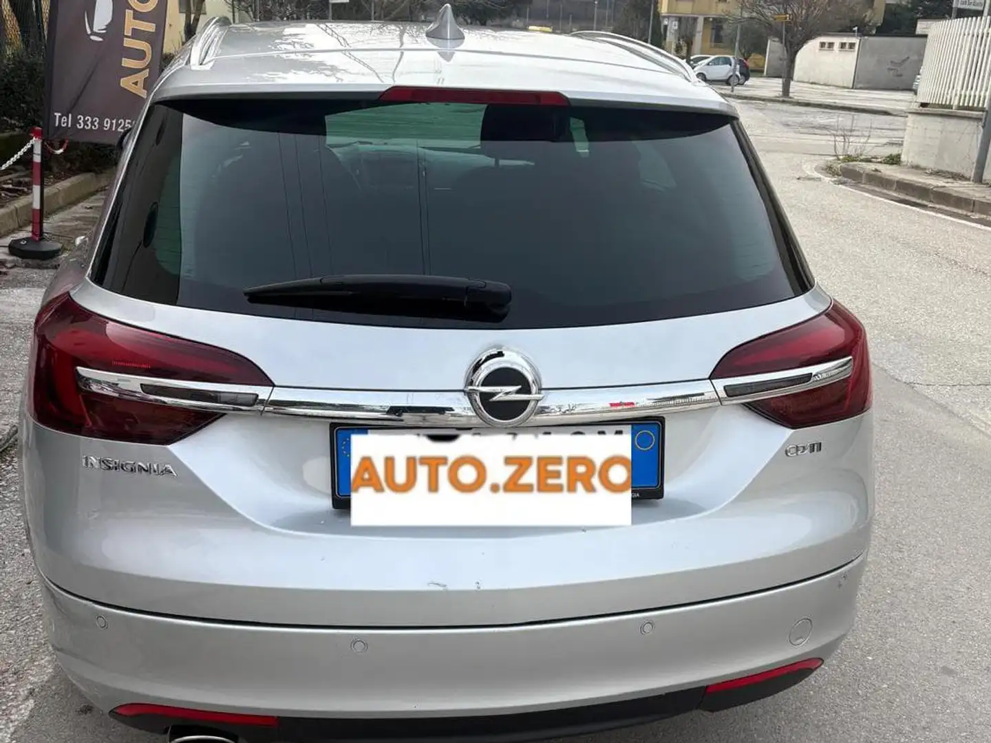 Opel Insignia Insignia Sports Tourer 2.0 Business 170cv at6 Silber - 2