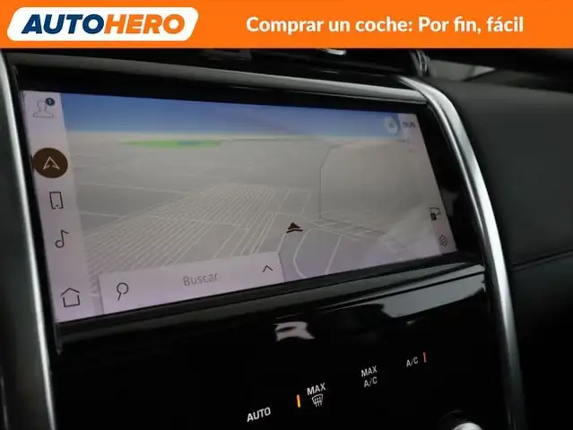 Land Rover Discovery Sport view 21
