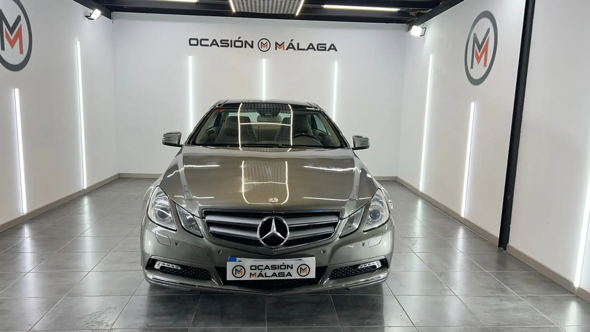 Mercedes-Benz E 350 Coupé 350CDI BE Prime Edition Aut. Gelb - 2