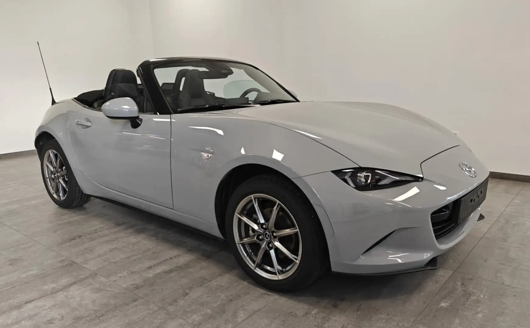 Mazda MX-5 Mx-5 Soft Top SKYACTIV‑G Exclusive‑line Gris - 1