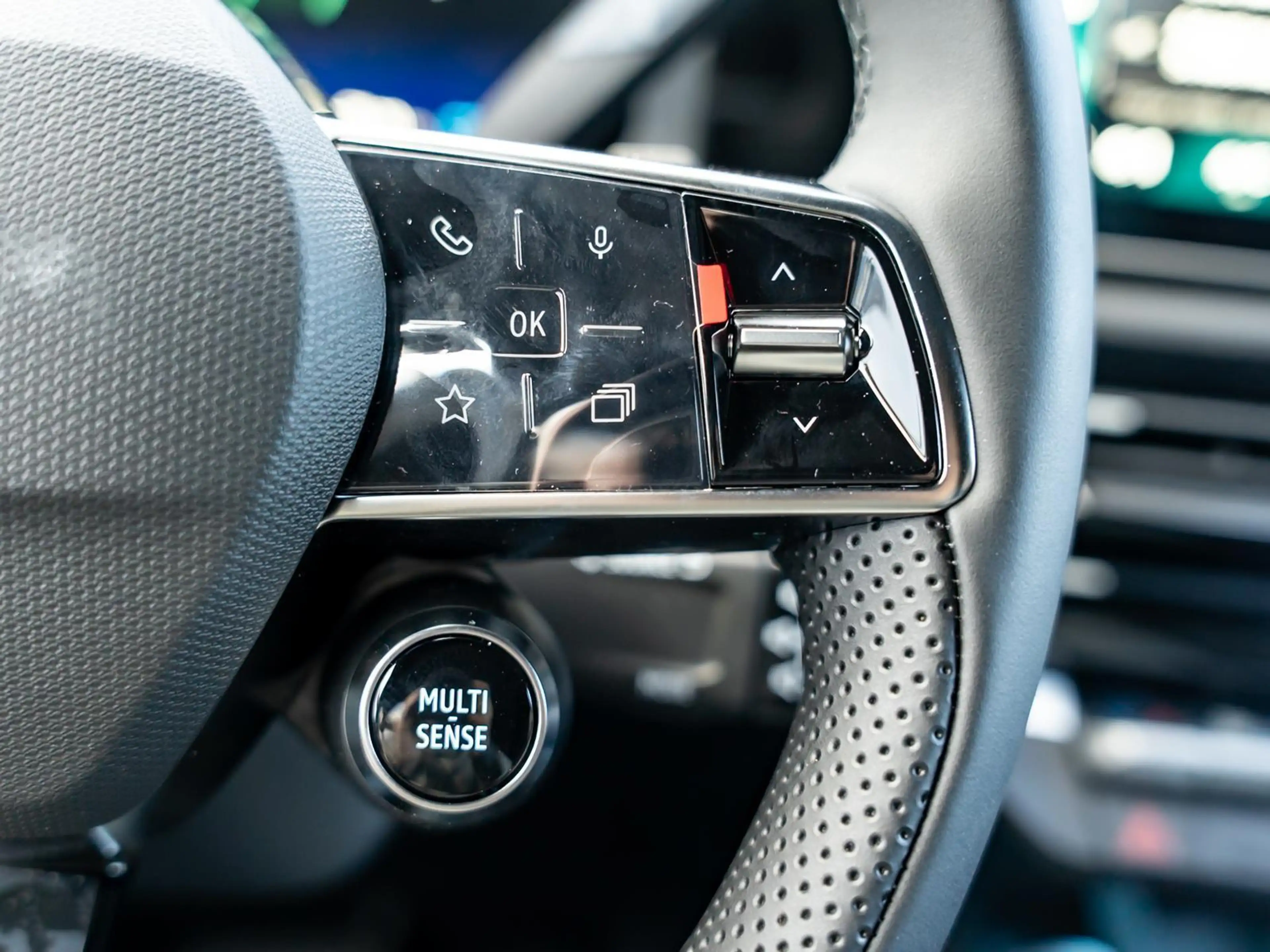 Renault R 4 E-Tech elektrisch Iconic 150 Comfort Range — photo 14