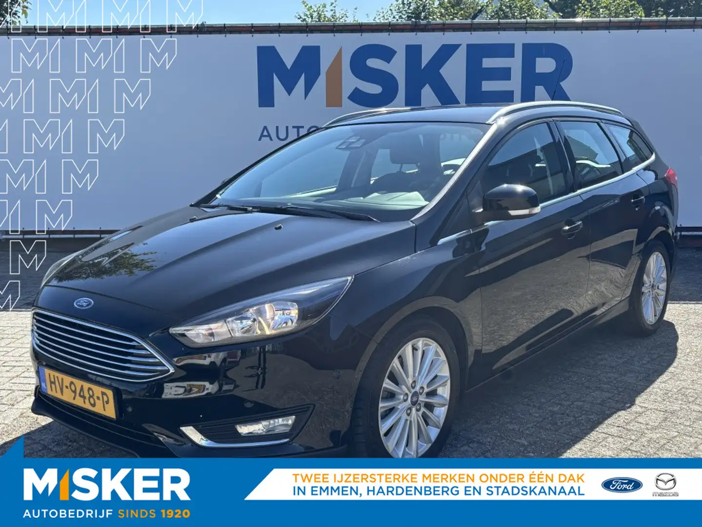 Ford Focus Wagon 1.5 Titanium Edition *DEALERONDERHOUDEN/WEGK Zwart - 1