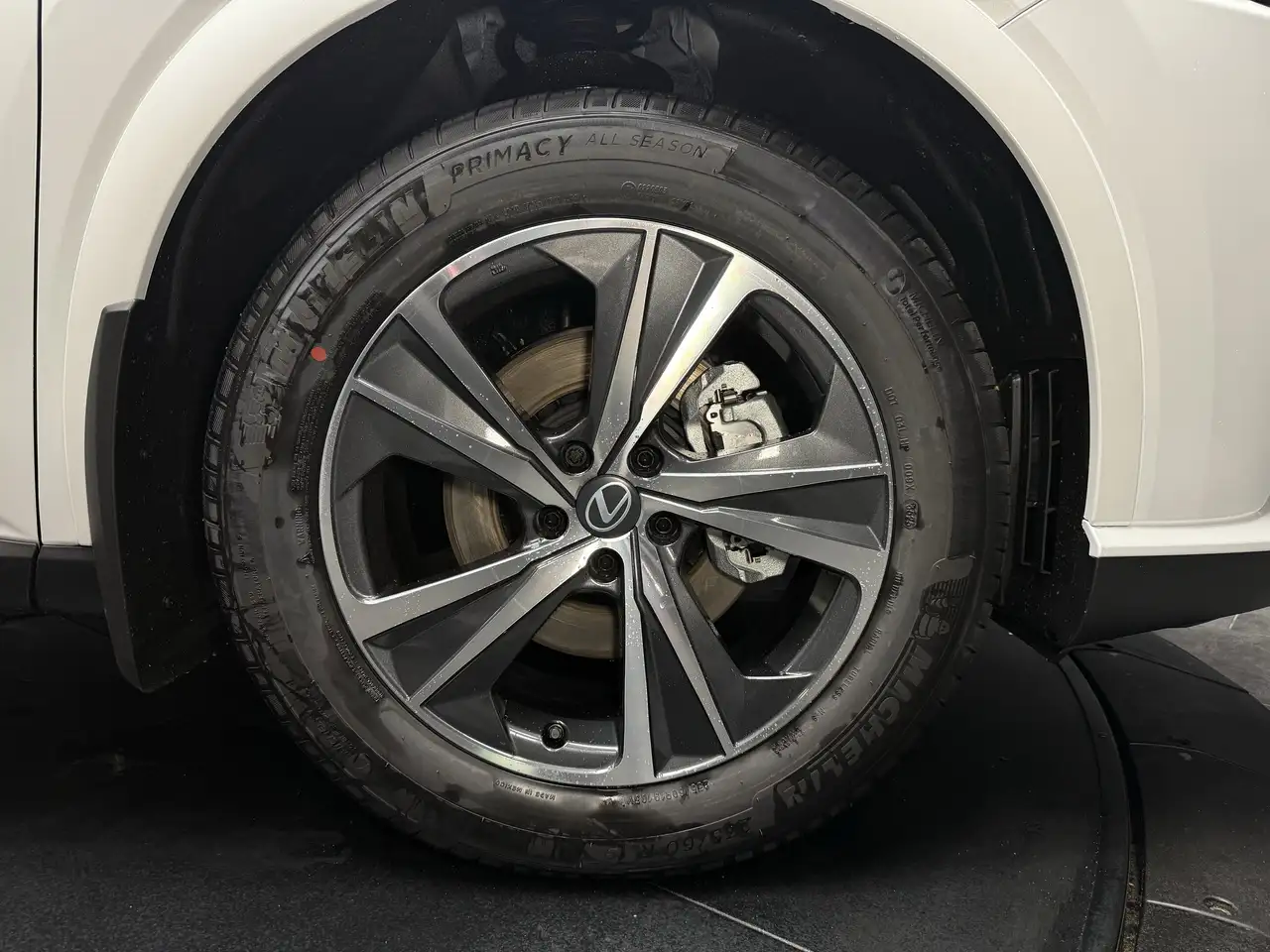 Lexus RX снимка Lexus RX