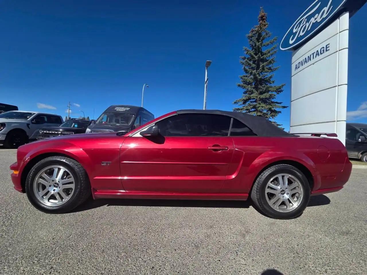 Ford Mustang снимка Ford Mustang