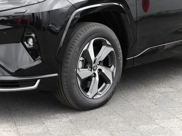 Toyota Rav4 view 11