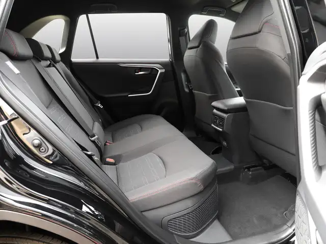 Toyota Rav4 view 7