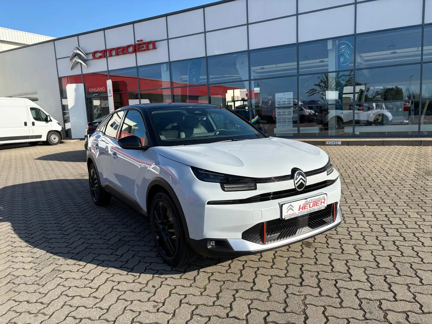 Citroen C4 Hybrid 145 Collection Blanc - 1