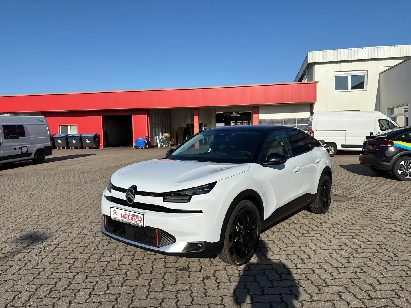 Citroen C4 Hybrid 145 Collection Blanc - 2